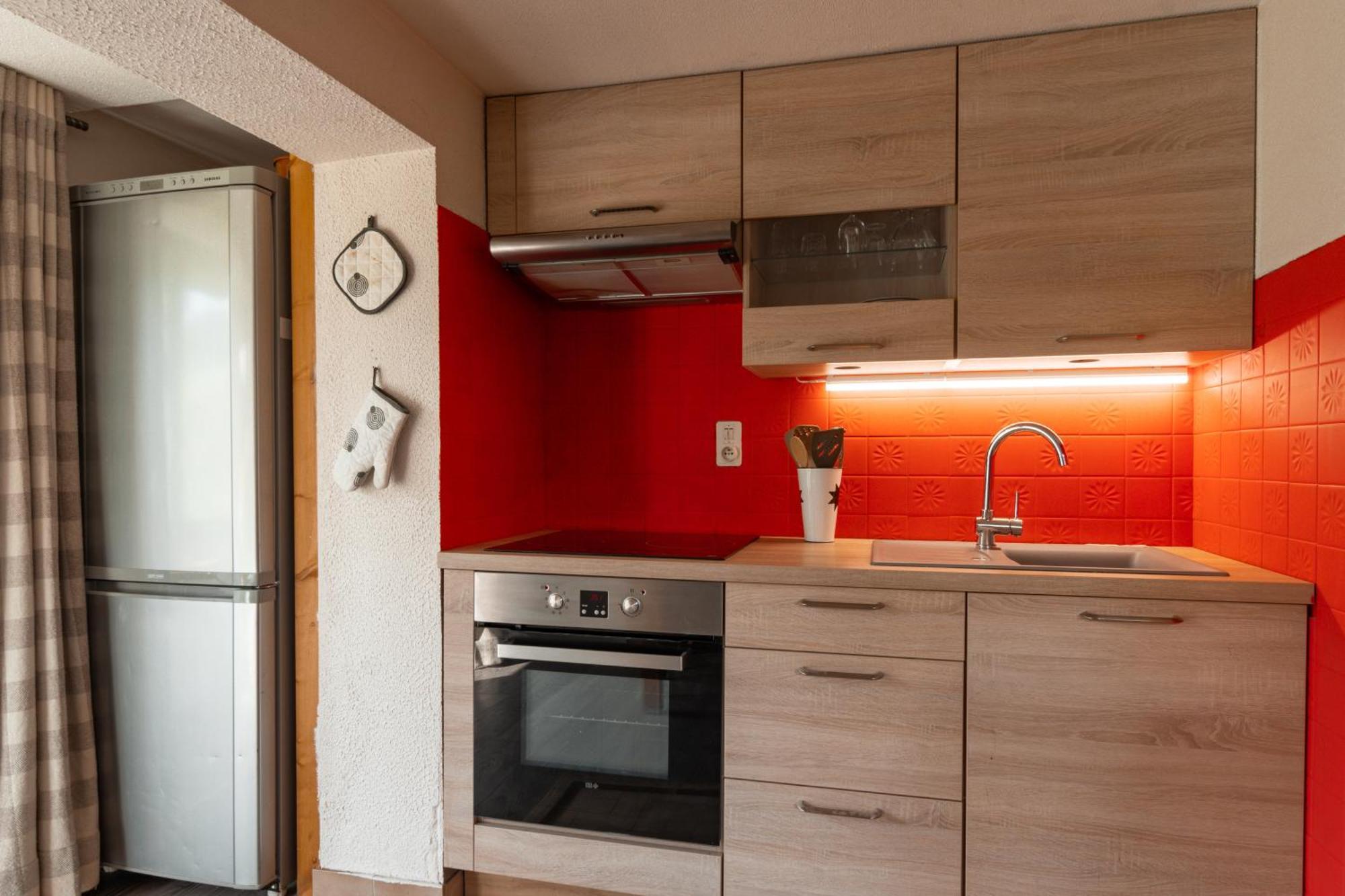 Six-Deniers Apartment เลส์เฌต์ ภายนอก รูปภาพ